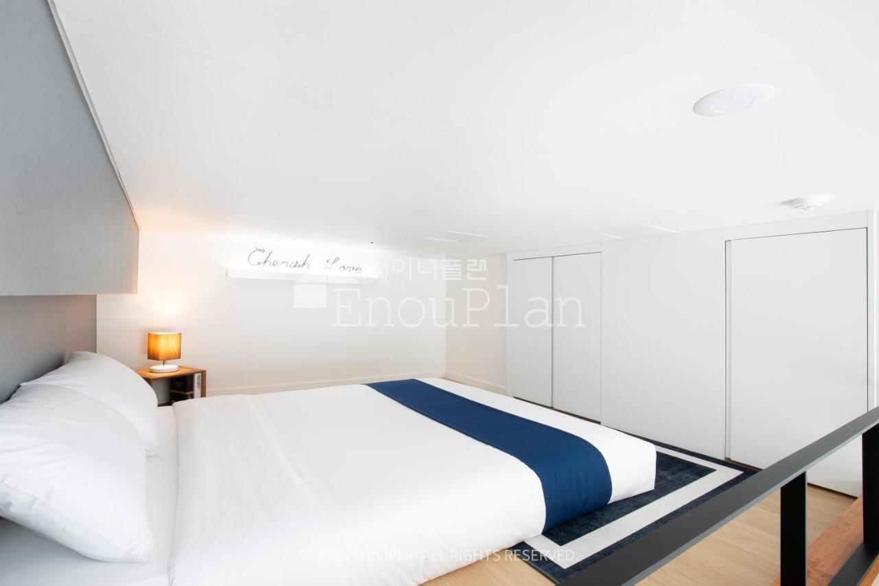 Busan Studio 202 Hotel ภายนอก รูปภาพ